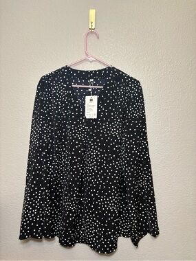 2XL Black and White Polka Dot Long Sleeve Blouse